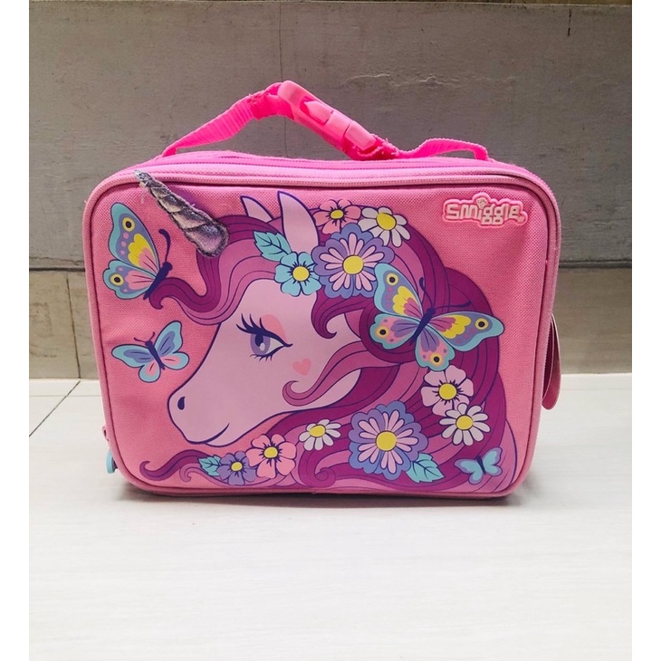 Smiggle square attach lunchbox
