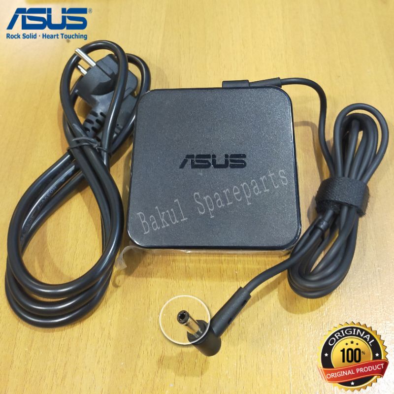 Adaptor Charger Asus X550 X550ZE X550D X450JF X550DP X450J A550 X550 X553 X555 X553M 19V-4.74A 90W DC PORT (5.5x2.5mm)