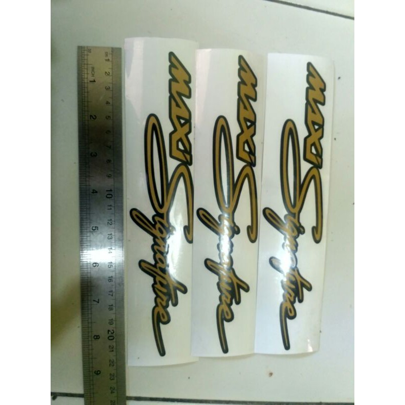 

sticker cutting maxi signature
