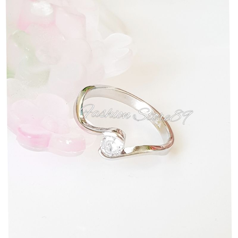 Cincin Impor Silver Xuping Yaxiya Perhiasan lapis emas 18k impor Cincin Silver Simple Permata