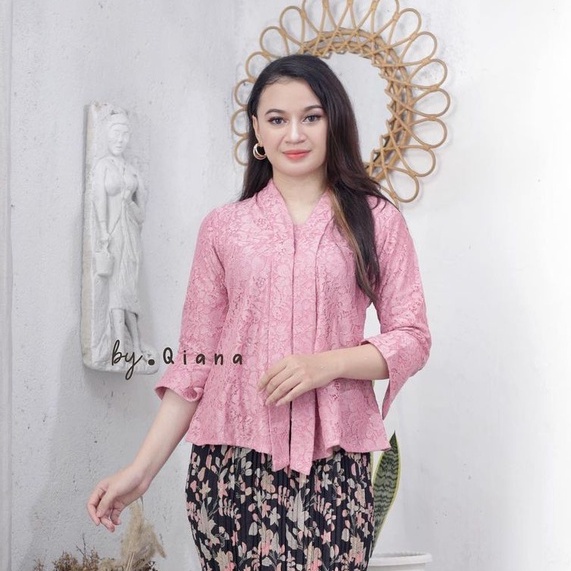 Gallery kebaya - Atasan kebaya kutubaru floy brokat / kebaya kartini / Kebaya traditional