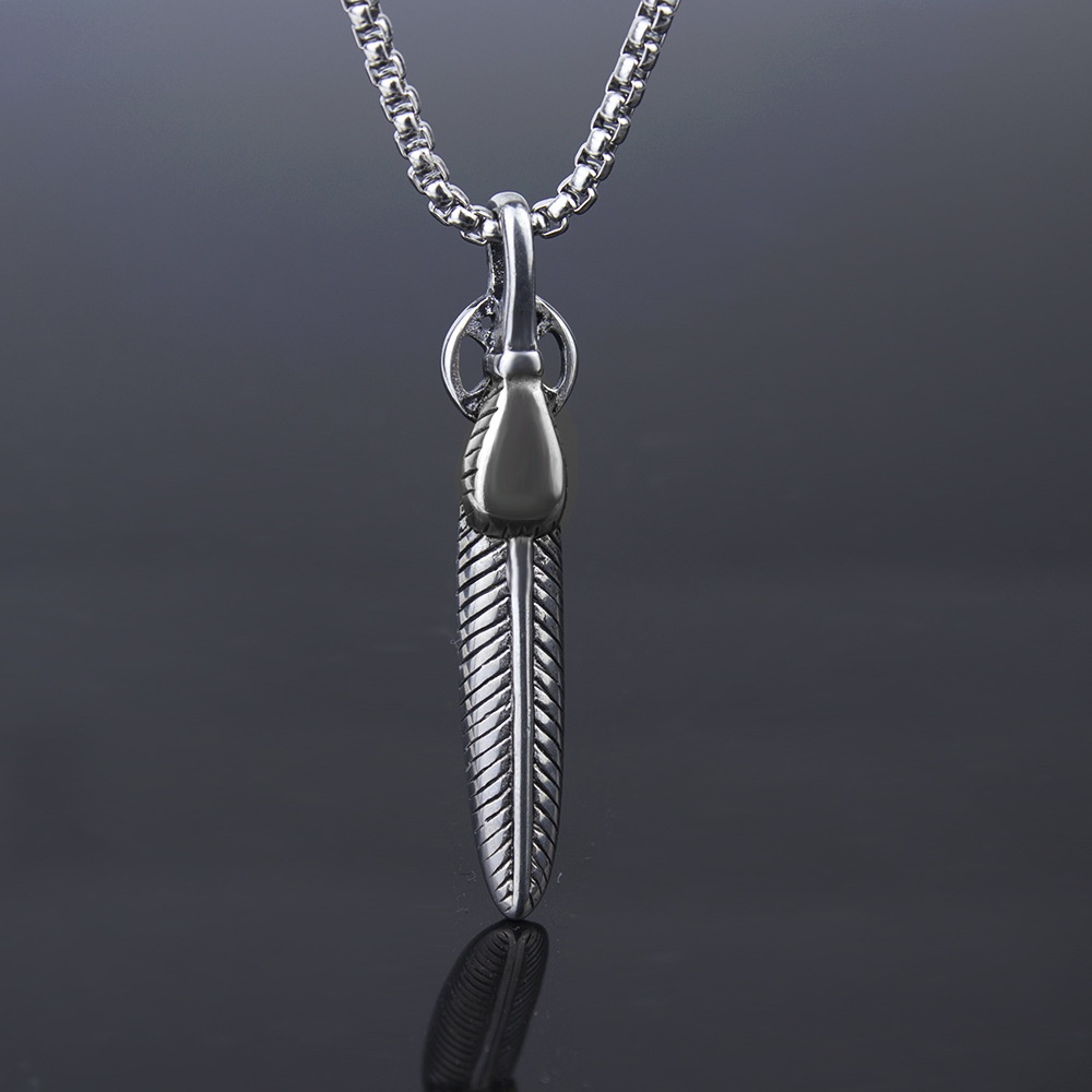 Kalung Kulit Asli Handmade Adjustable Gaya Retro Untuk Pria