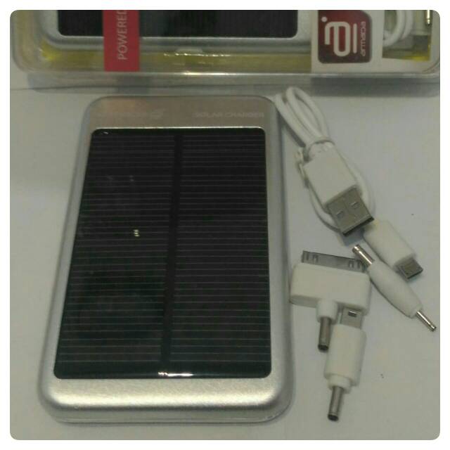 POWER BANK SOLAR ARMADA 5600 MAH POWERED BY SUNLIGHT GALAXY SMARTPHONES