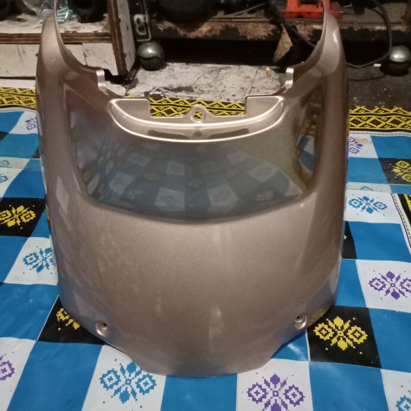 cover rr center tutup mesin bawah jok scoopy k2f 2021 coklat Tiramisu original