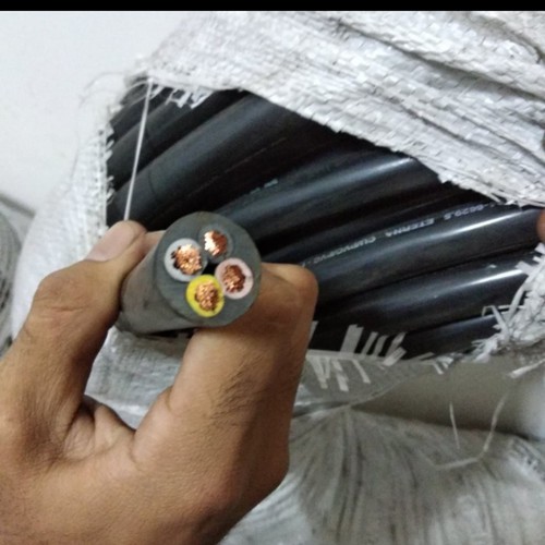 kabel listrik nyyhy 4x10 eterna meteran serabut isi 4 x 10mm hitam