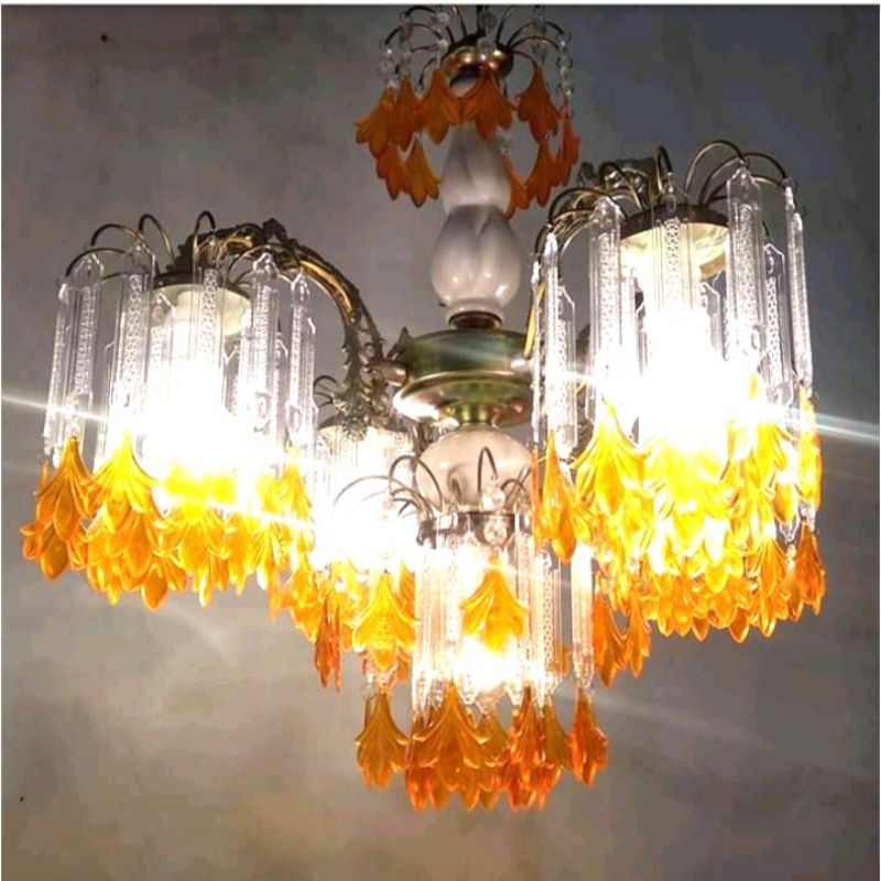 Lampu hias / Lampu gantung / Lampu hias kristal cabang tiga / Lampu gantung kristal cabang / Lampu c