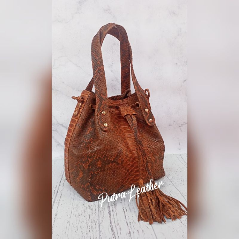 Tas Serut Handle. Tas Kulit Ular