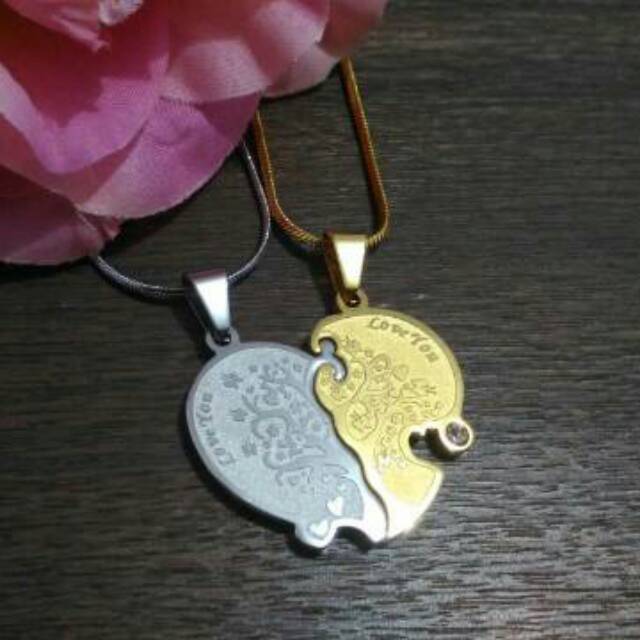 Murah 2 pc Kalung Couple LOVE Titanium