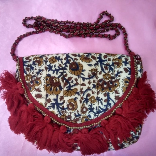 TAS SELEMPANG GAYA ETNIC INDIA
