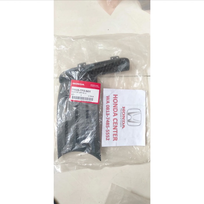 Cover Garnis Bumper Depan Kanan Jazz Rs 2012 2013 {Property Honda Center Jakarta}