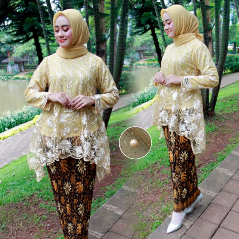 Setelan kebaya Azkia