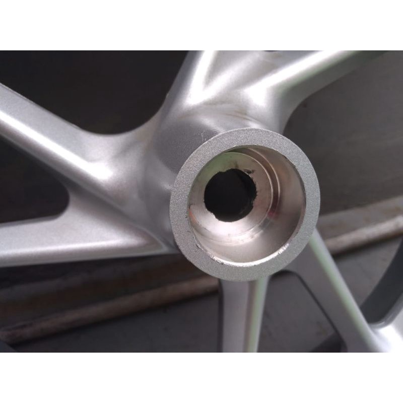 velg nmax 2020 original plus ban