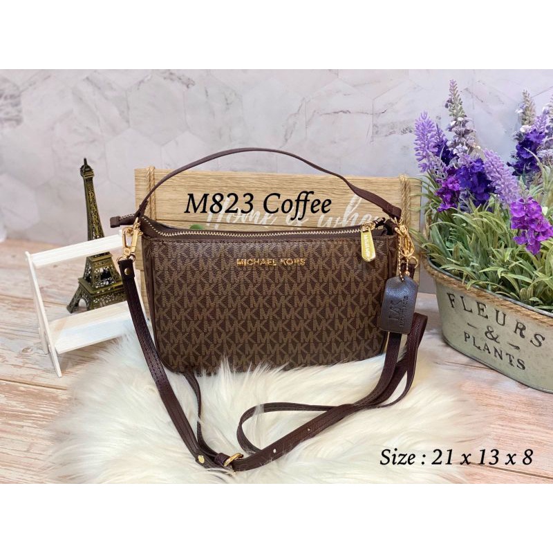 Tas Slempang Wanita Import Bahan Waterproof (COD)