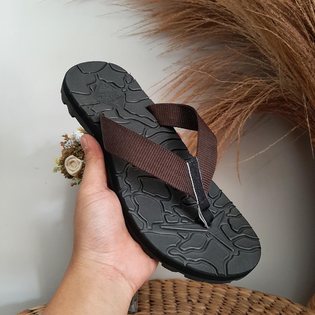 Sandal gunung pria wanita berkualitas terbaru 2021 - sandal gunung original best seller