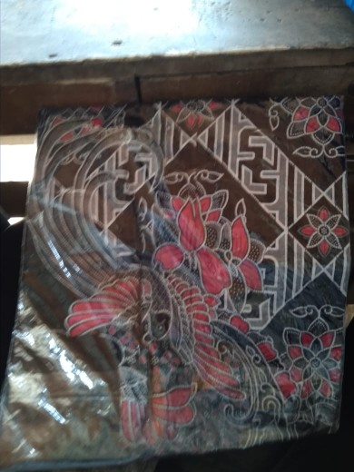 Kemeja Batik Hem Sogan Prada Halus Cendrawasih Kenongo Sekar Seno Blarak Nayshi Batik Jati Gugur