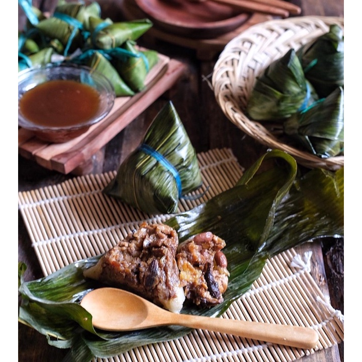 

bacang / bacang isi daging / bacang asin