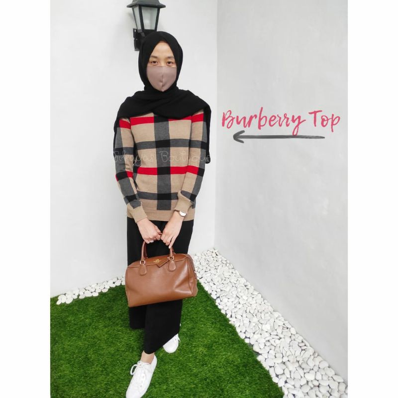 Sweater / Atasan Rajut motif Burberry