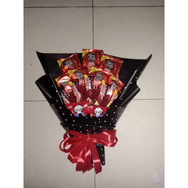 

Bucket Hitam Tora Cafe