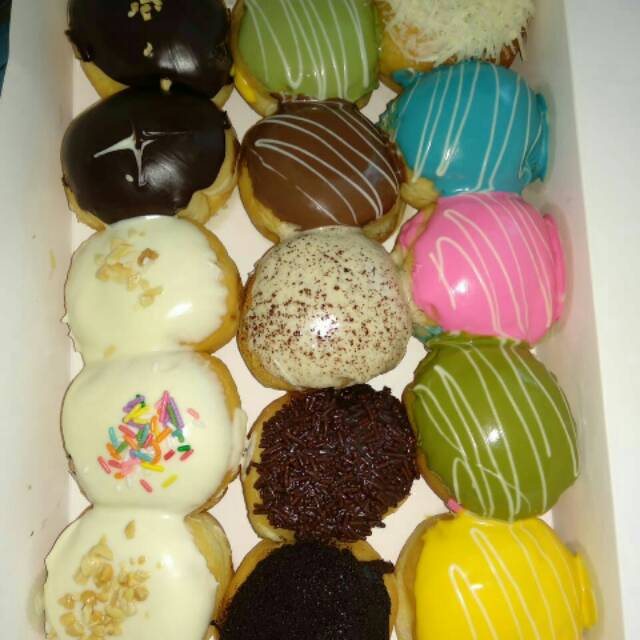 

Donut mini isi 15 Donut Home made Tanpa bahan pengawet