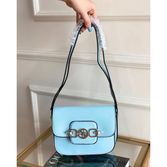 GUESSS Hensely Mini Convertible Crossbody