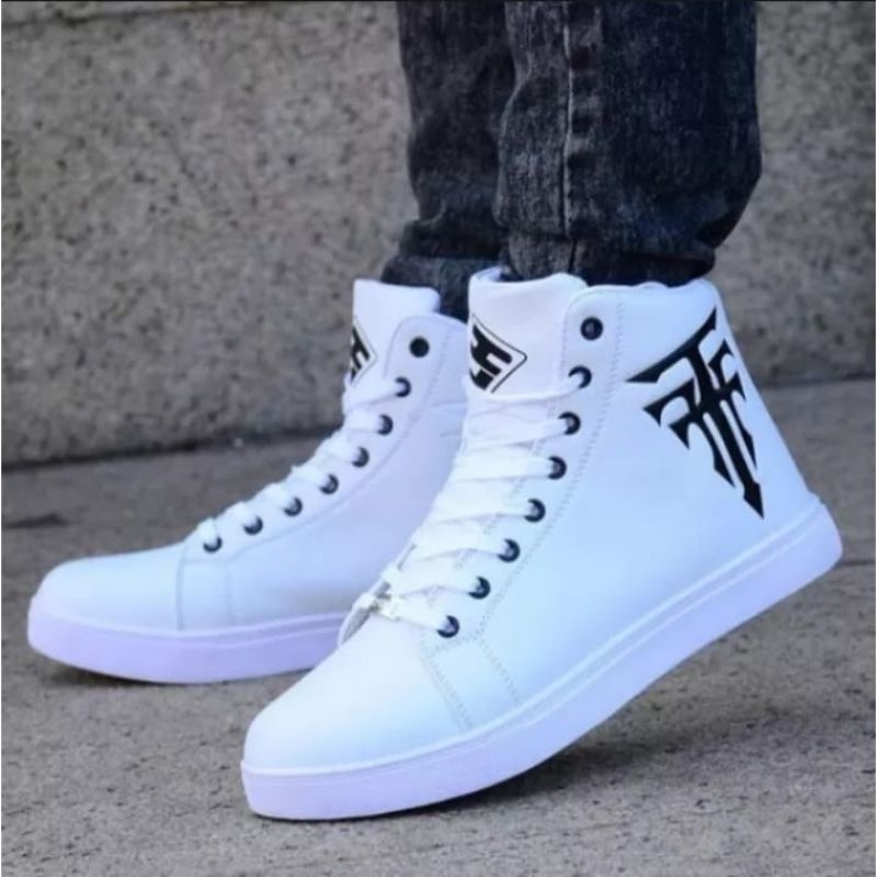 sepatu pria keren putih hitam murah sepatu pria sneakers murah putih sepatu cowok putih kekinian sep