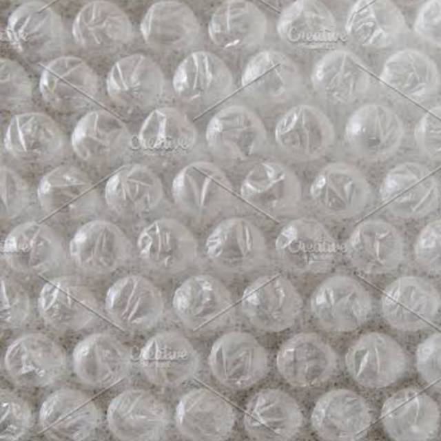 

Bubble wrap tambahan untuk packing lebih aman