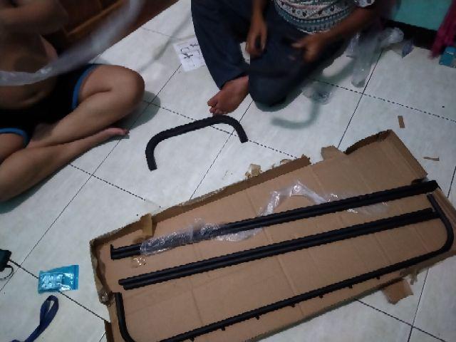 Windproof Clothes Stand Hanger Gantungan Baju Single - Dengan Gantungan Topi Qj 426