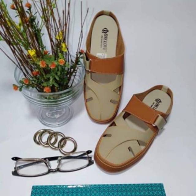 Sandal Tutong Slop Wanita One love