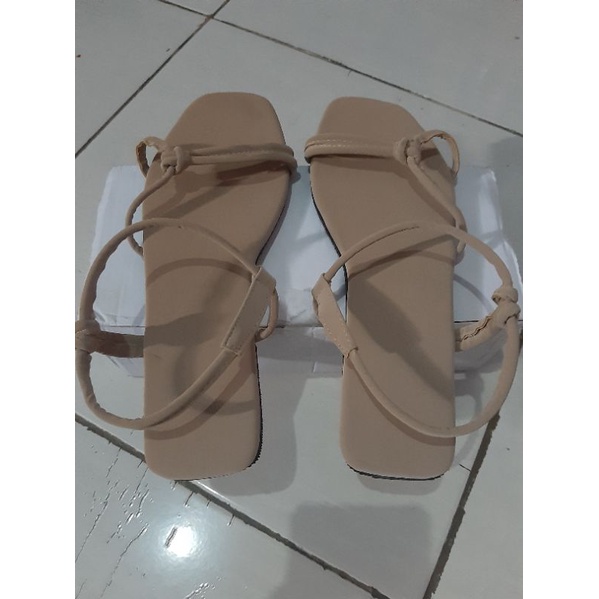 sandal teplek tali