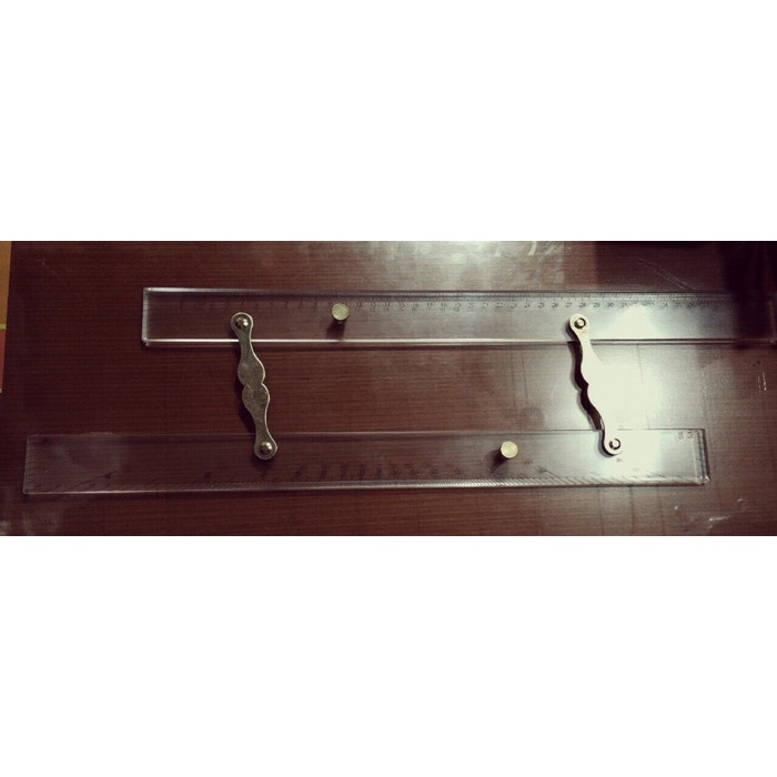 

Mistar Jajar Peta 450mm (Parallel Ruler) promo