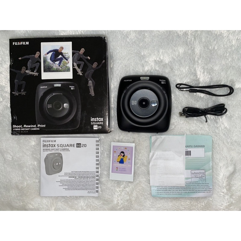 instax sq20. PO