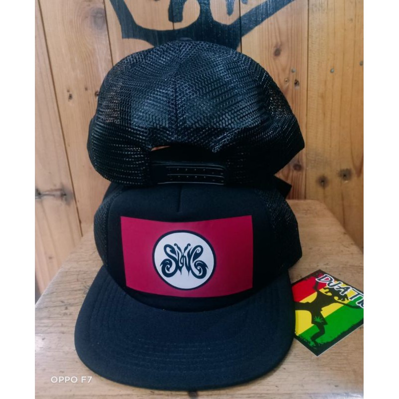 Topi slank anak mami