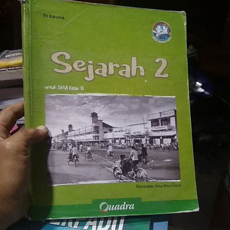 sejarah SMA kelas 2 quadra