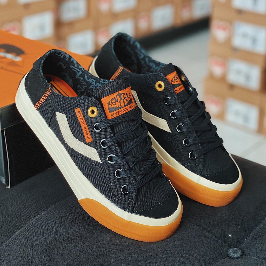 Ventela x Nevertoolavish Noir Low