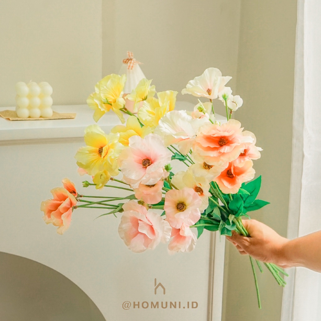 High Quality Artificial Flower Butterfly Ranunculus/Bunga Palsu Korean Homedecor Aesthetic untuk Dek