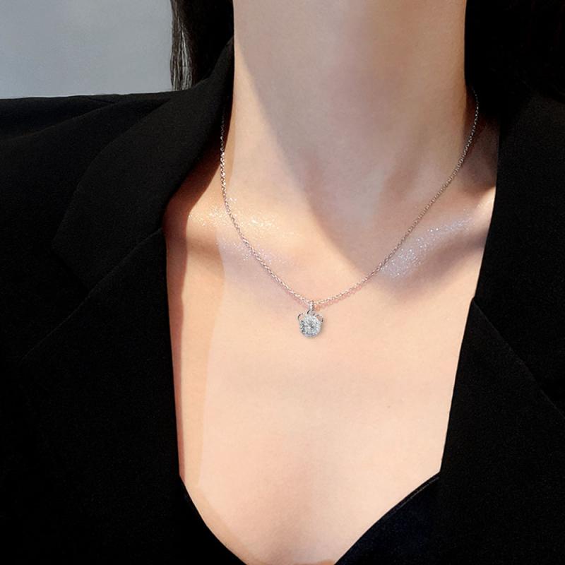 XiaoboACC Kalung Liontin Beruang Bahan Titanium Steel Ukuran Untuk Wanita - 38CM + 6CM