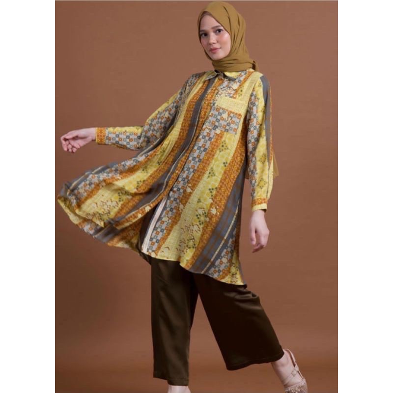 Menik tunik NWT RIA MIRANDA