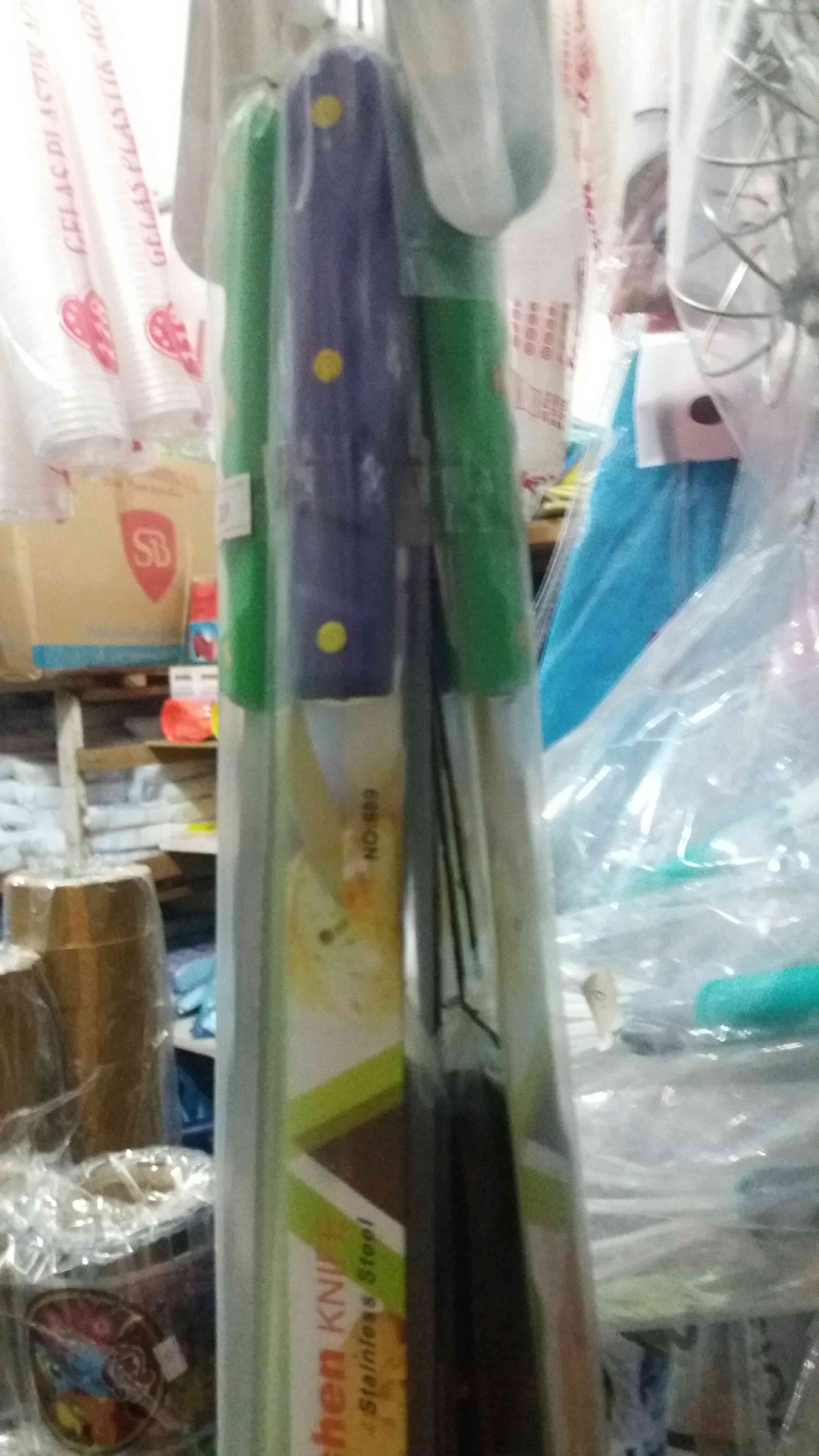 Pisau Roti Gerigi / Kitchen Knife