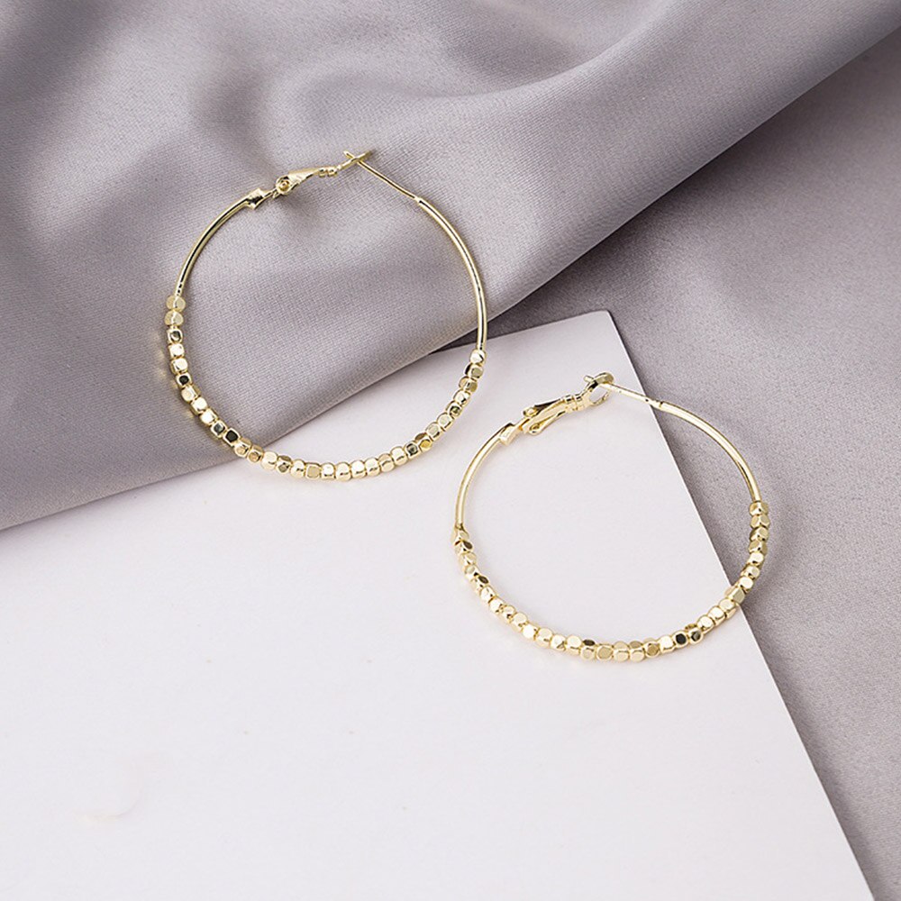 Anting Bulat Besar Bahan Metal Warna Emas Untuk Wanita