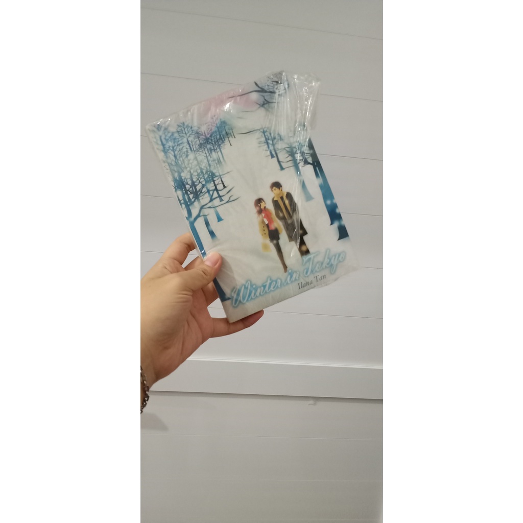[PRELOVED] Winter in Tokyo