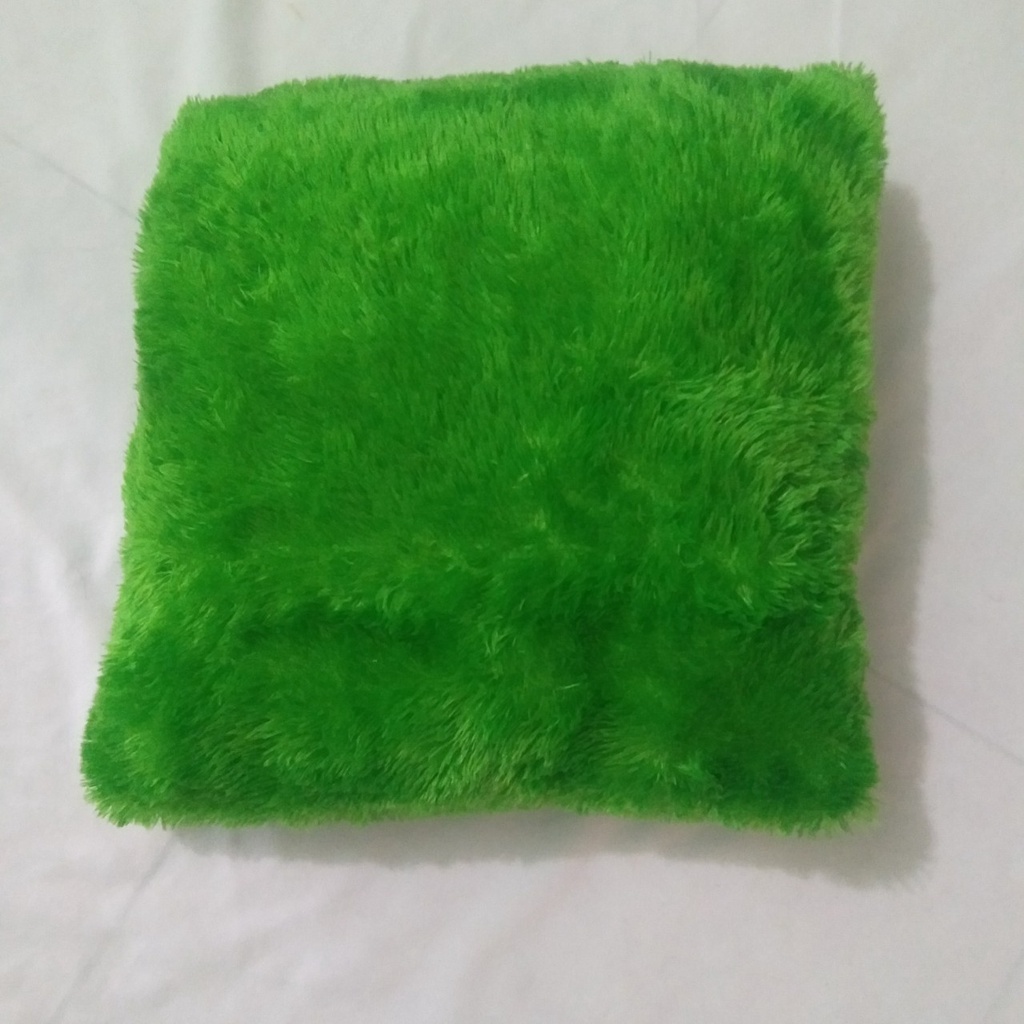 BANTAL KOTAK POLOS BULU RASFUR terlaris,murah,bisa cod