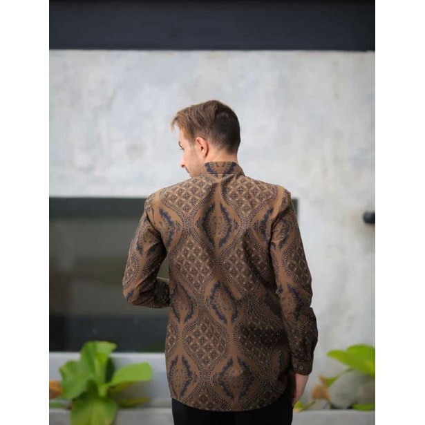 KEMEJA BATIK SEMI TULIS SOGAN PRIA