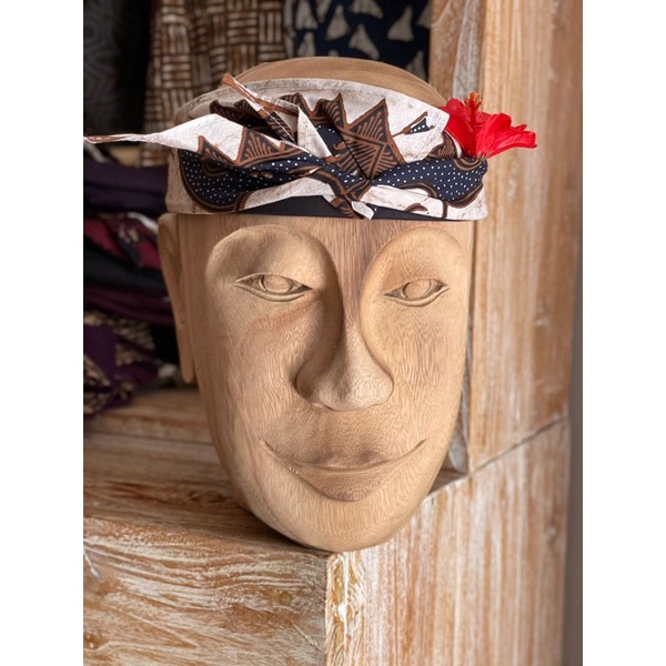 UDENG BATIK // STENGAH JADI NAYAH