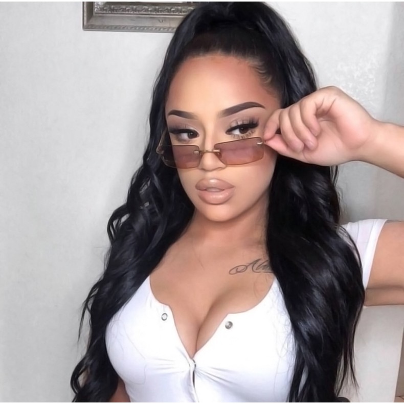 Kacamata Hitam Viral Bentuk Kotak Besar Untuk Wanita