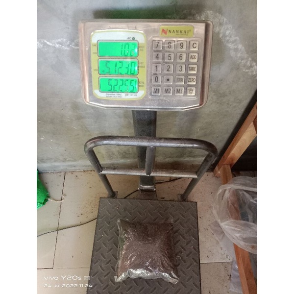 Pupuk organik/pupuk kotoran sapi fermentasi kering penyubur tanaman /500gr