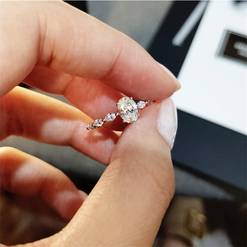 Cincin Moissanite Bahan 925 Silver Untuk Wanita