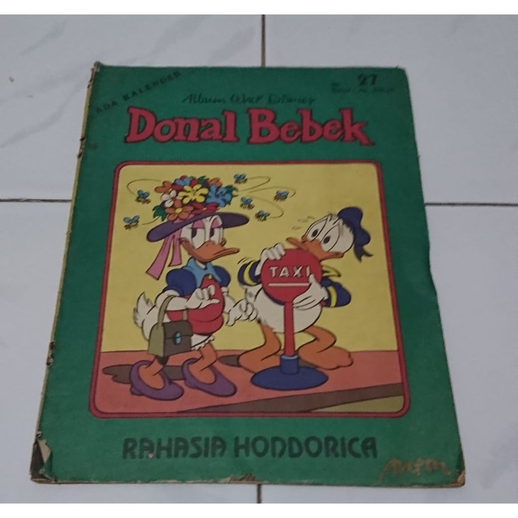 Donal Bebek album walt disney no 27