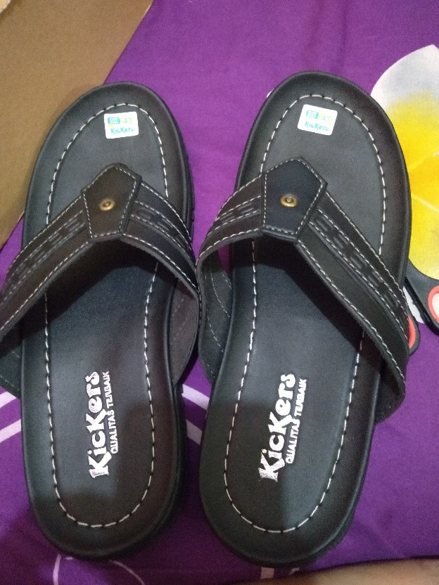 PROMO 11.11 Sandal Pria Kickers japit hitam sendal cowok