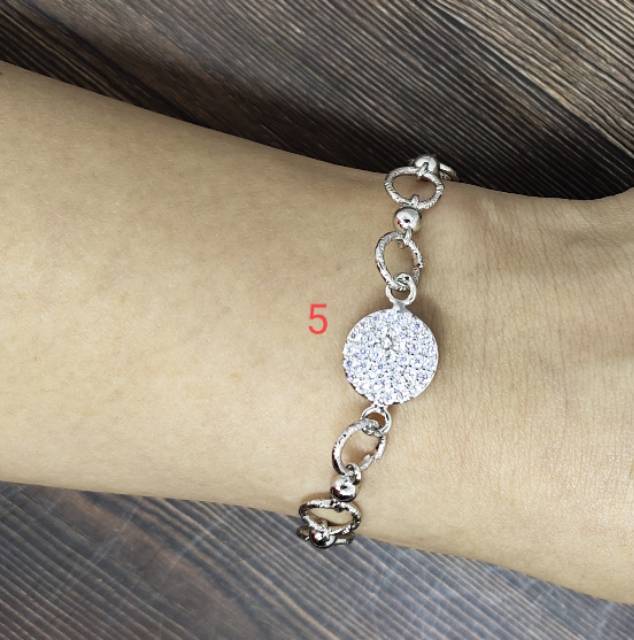 Fifi Fashion Gelang Bling Bling Ukir Silver Perhiasan Wanita Trend Artis 19#