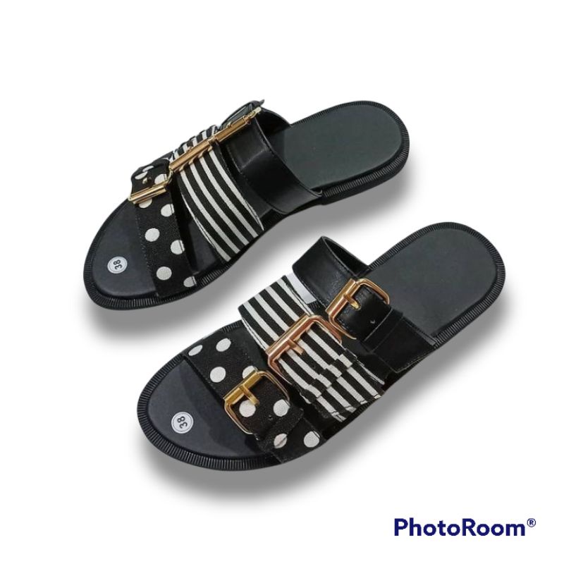 SB~ Sandal Flat Wanita Ban3 Polka Salur Hitam